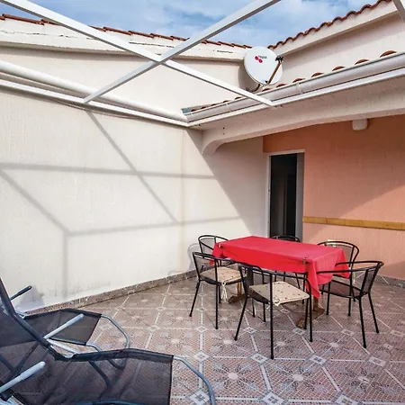 Appartement Beautiful In With Wifi Banjol